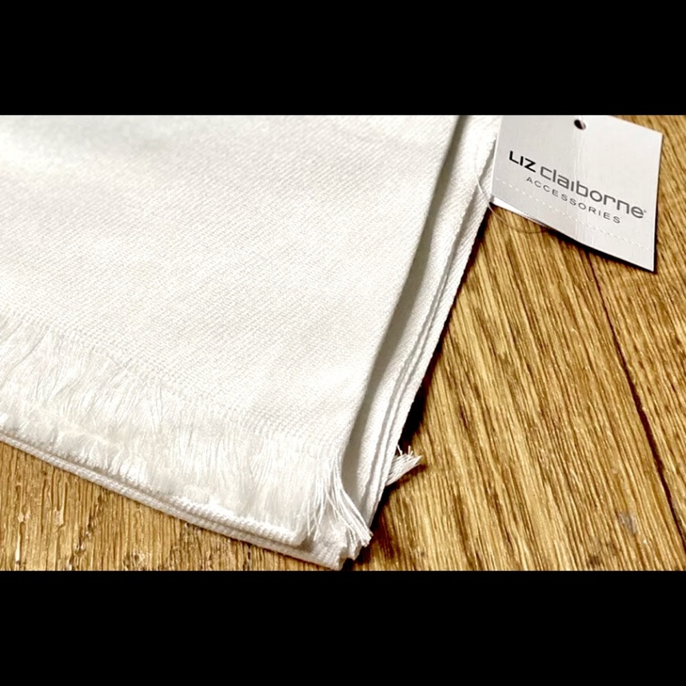 Liz Claiborne Pashmina Scarf/Hijab/Headscarf